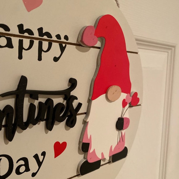 Valentines Day Gnome Wall Decor, Happy Valentines Day Gnome Wood Wall Sign - Picture 13 of 14